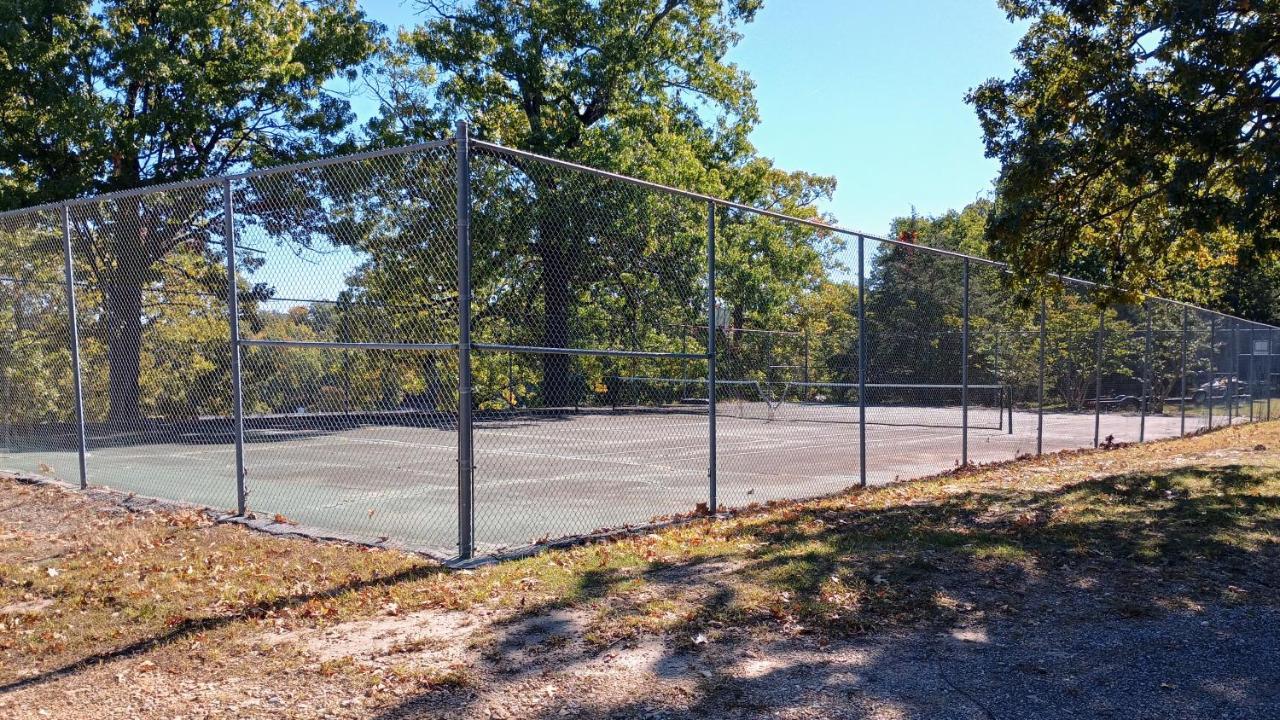 B Lakefront! Remodeled, Boat Slip, Patio Views, Pool, Boat Ramp, Wifi Osage Beach Extérieur photo
